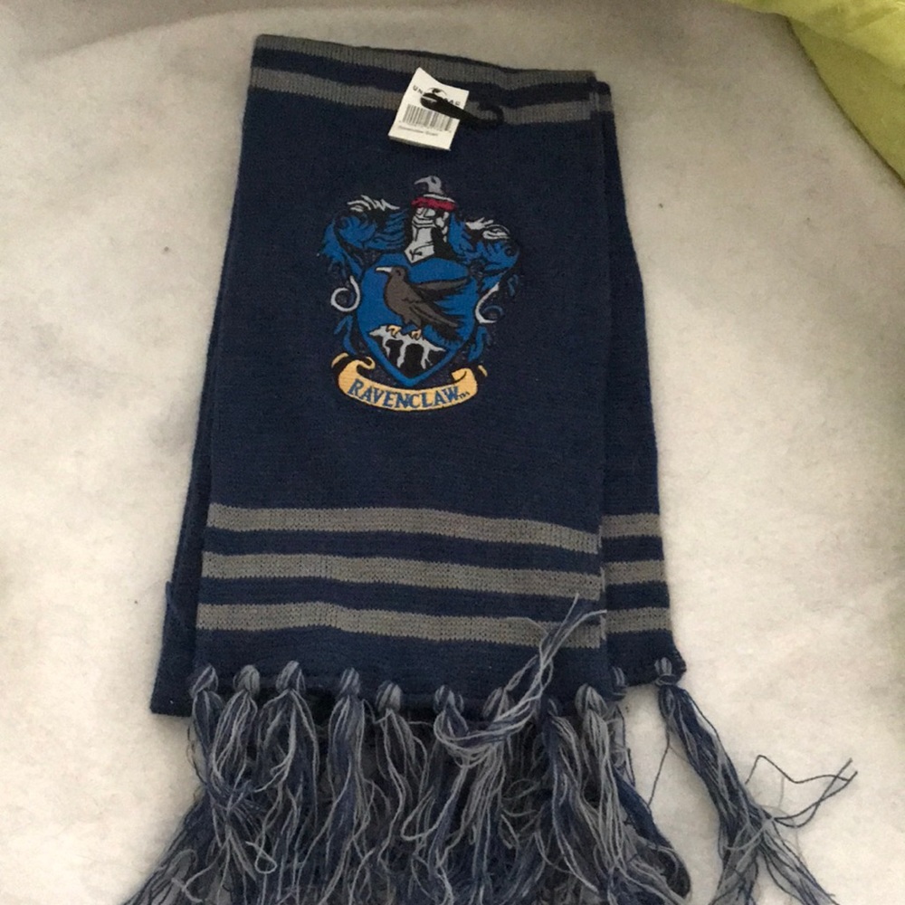 Harry Potter Ravenclaw winter scarf